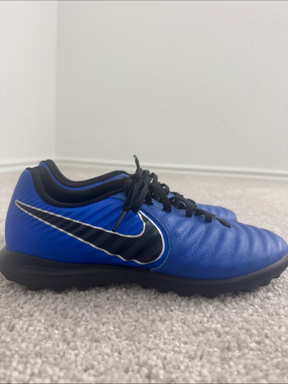Tiempo Lunar Legend VII Pro TF Soccer Shoes - Racer Blue/Black/Metallic Silver